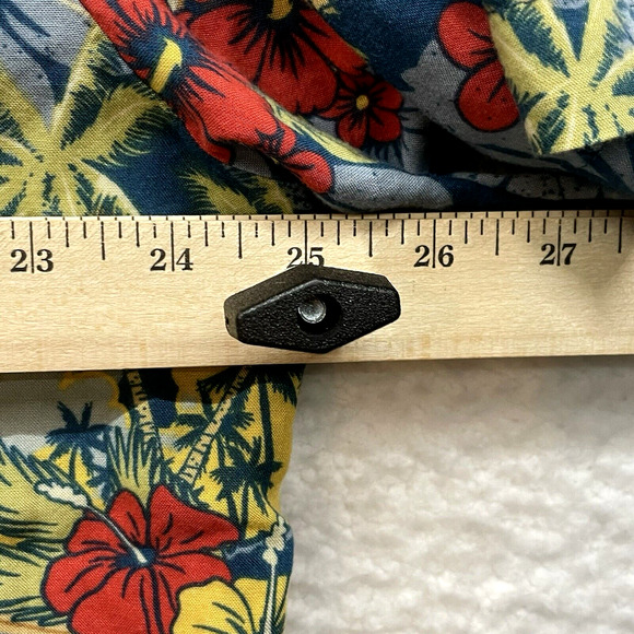 Disney Parks Authentic Shirt Mens Large Tiki Hawaiian Mickey Pluto Surf Floral - Picture 9 of 11